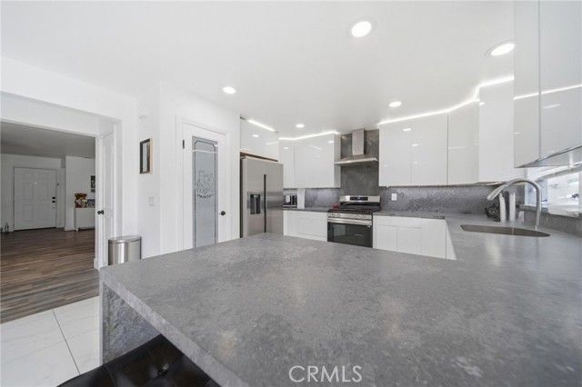 3824 Akina, Perris, CA 92571