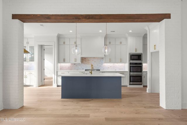 376 Wellstone Place, Madison, MS 39110