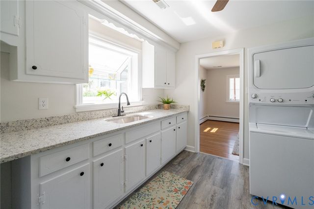 2311 Maplewood Rd, Henrico, VA 23228