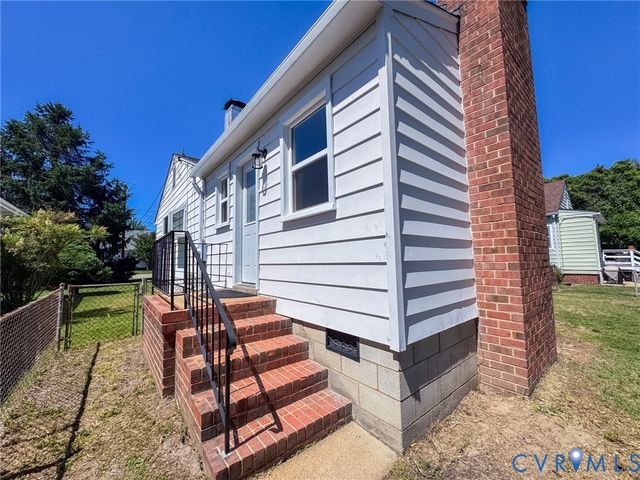2311 Maplewood Rd, Henrico, VA 23228