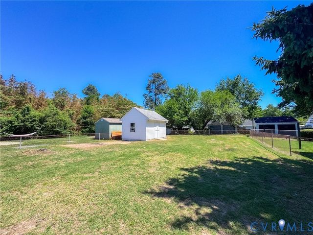 2311 Maplewood Rd, Henrico, VA 23228