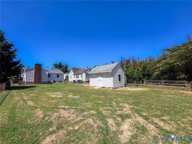 2311 Maplewood Rd, Henrico, VA 23228
