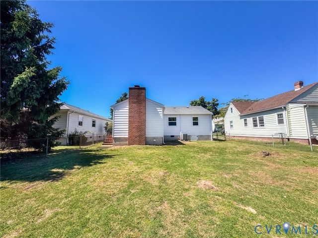 2311 Maplewood Rd, Henrico, VA 23228