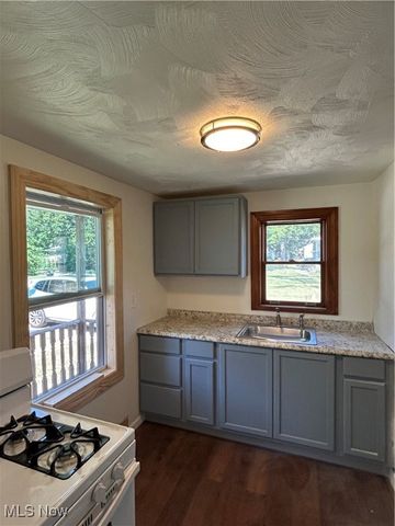 21860 Louis Road, Bedford Heights, OH 44146