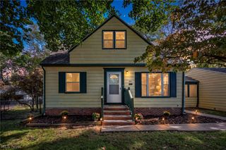 60 Greencroft Road, Bedford, OH 44146