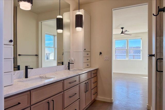 308 Mullen Road NE, Albuquerque, NM 87107