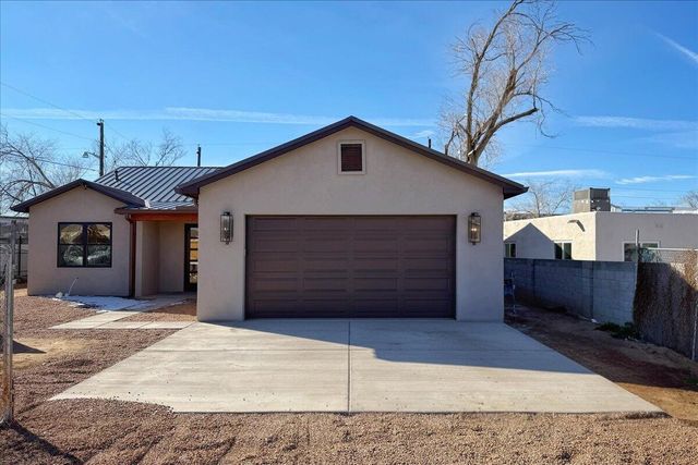 308 Mullen Road NE, Albuquerque, NM 87107