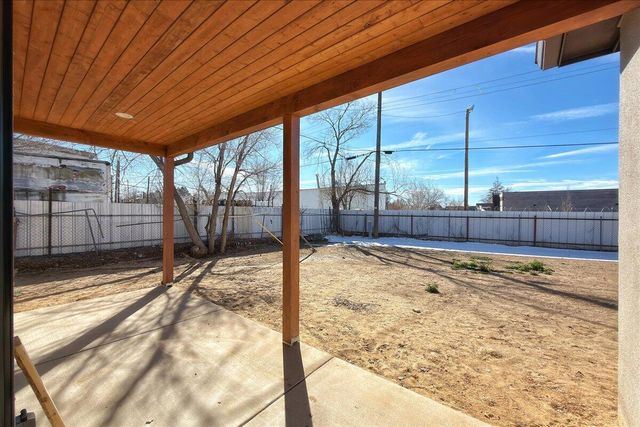 308 Mullen Road NE, Albuquerque, NM 87107