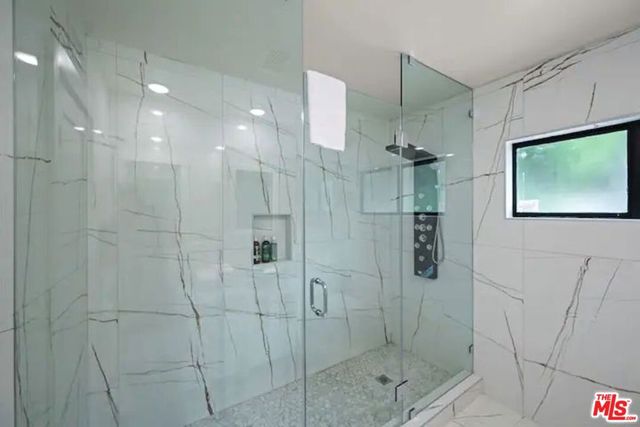 2617 S Beverly Drive, Los Angeles, CA 90034