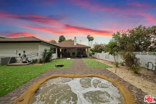 2617 S Beverly Drive, Los Angeles, CA 90034