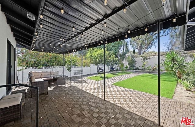 2617 S Beverly Drive, Los Angeles, CA 90034