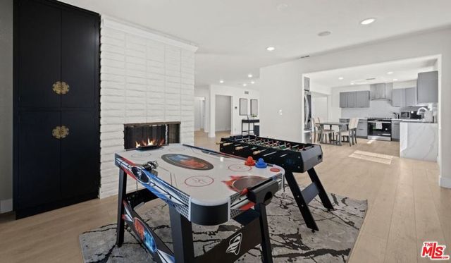 2617 S Beverly Drive, Los Angeles, CA 90034
