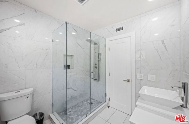 2617 S Beverly Drive, Los Angeles, CA 90034