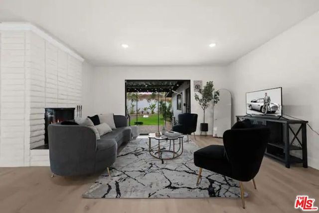 2617 S Beverly Drive, Los Angeles, CA 90034