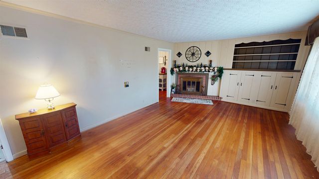 127 Green Oak Drive, Huntington, WV 25705