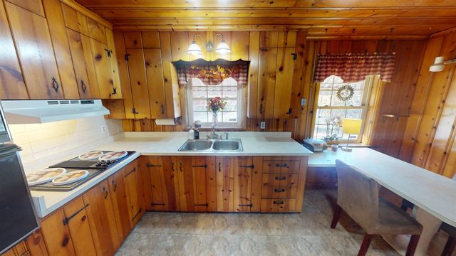 127 Green Oak Drive, Huntington, WV 25705