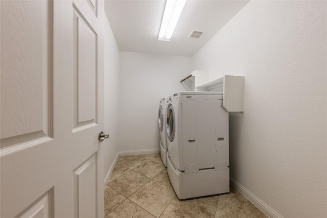 1920 Mary Ella DR, Leander, TX 78641