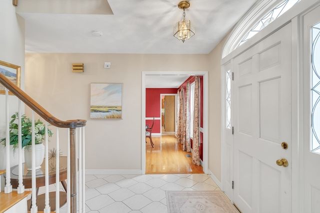 8 Farm Road, Lexington, MA 02420