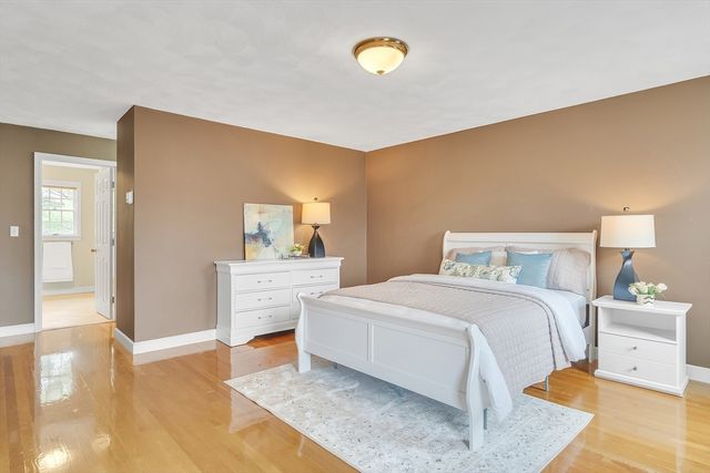 8 Farm Road, Lexington, MA 02420