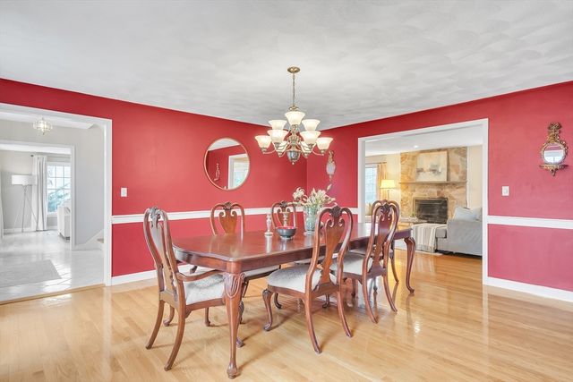 8 Farm Road, Lexington, MA 02420