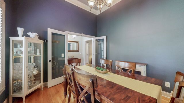 1007 Briarwood Dr, Cottontown, TN 37048