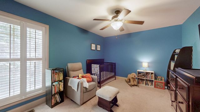 1007 Briarwood Dr, Cottontown, TN 37048