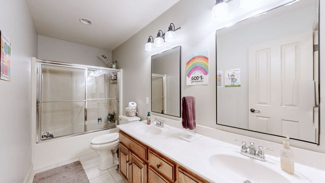 1007 Briarwood Dr, Cottontown, TN 37048