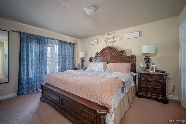 28136 Fortson Lane, Inkster, MI 48141