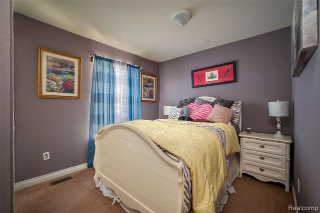 28136 Fortson Lane, Inkster, MI 48141