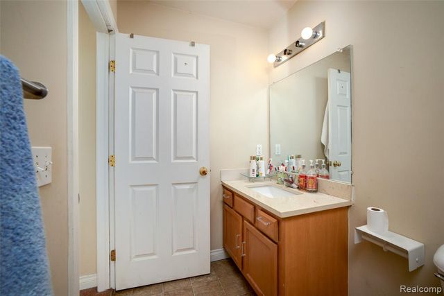 28136 Fortson Lane, Inkster, MI 48141