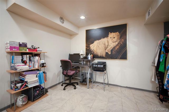28136 Fortson Lane, Inkster, MI 48141