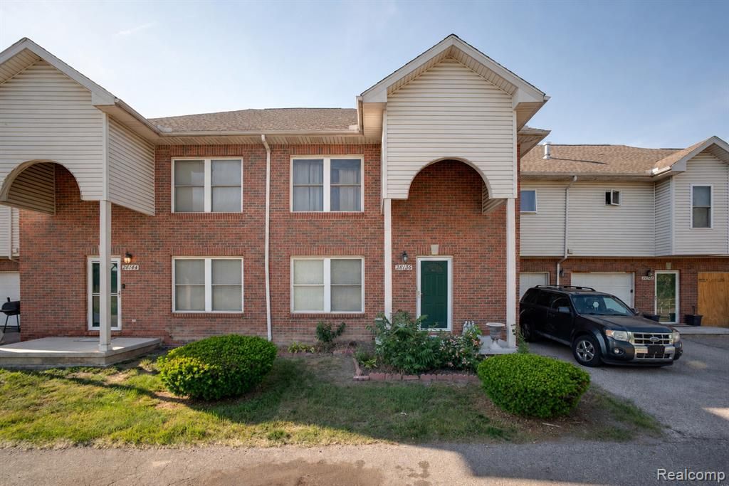 28136 Fortson Lane, Inkster, MI 48141