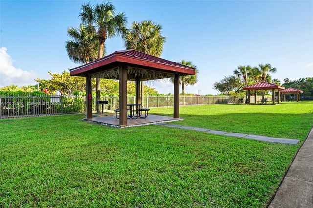 2555 Collins Ave 1002, Miami Beach, FL 33140