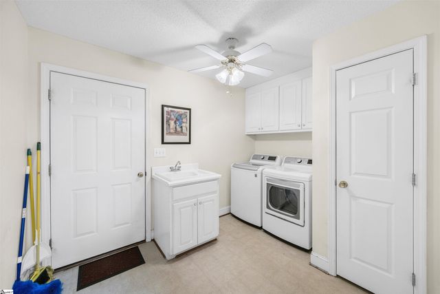 6 Peach Wood Trail, Greer, SC 29651