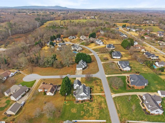 6 Peach Wood Trail, Greer, SC 29651