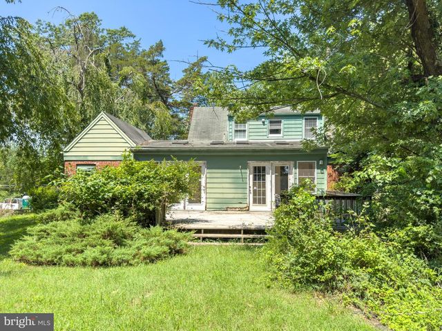 4113 PINERIDGE DR, Annandale, VA 22003