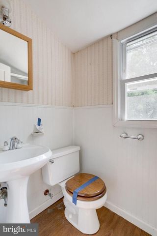 4113 PINERIDGE DR, Annandale, VA 22003