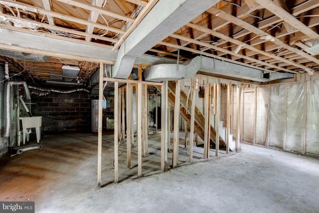 4113 PINERIDGE DR, Annandale, VA 22003