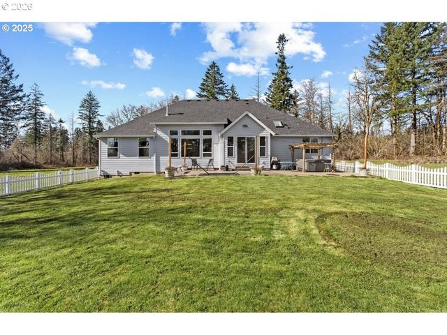 8811 Ne 212TH Ave, Vancouver, WA 98682