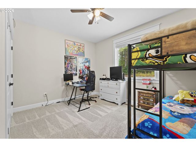 8811 Ne 212TH Ave, Vancouver, WA 98682