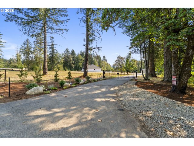8811 Ne 212TH Ave, Vancouver, WA 98682