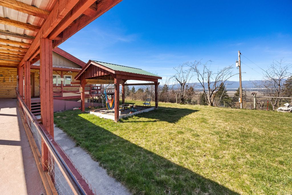 784 Pluid Road, Eureka, MT 59917 photo 17