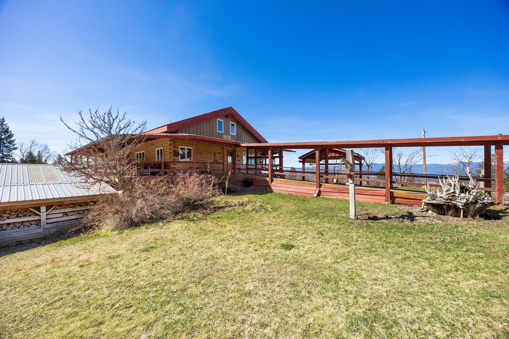 784 Pluid Road, Eureka, MT 59917 photo 18