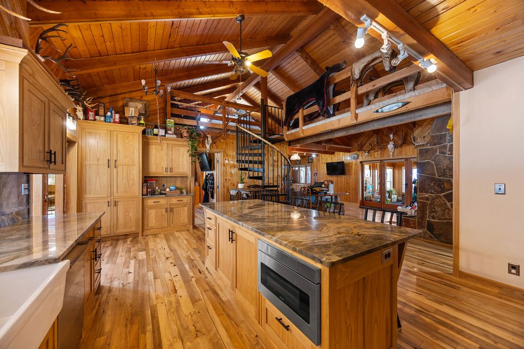 784 Pluid Road, Eureka, MT 59917 photo 28