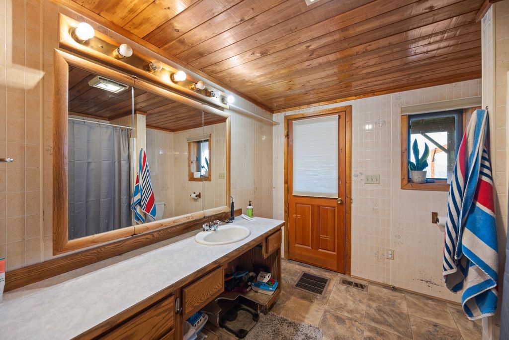 784 Pluid Road, Eureka, MT 59917 photo 46