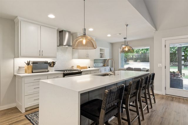 10118 Timber Trail Drive, Dallas, TX 75229