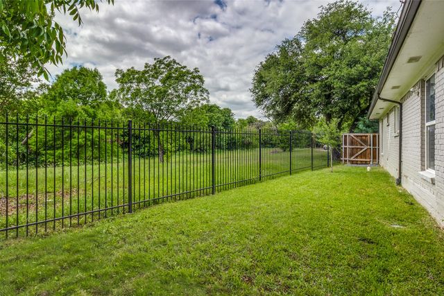 10118 Timber Trail Drive, Dallas, TX 75229