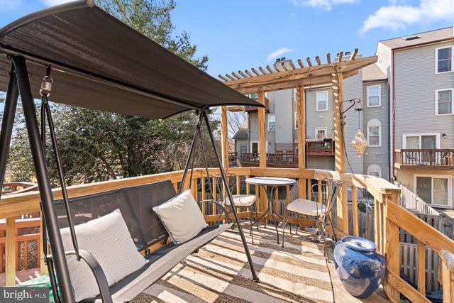 6515 RIVER TWEED LN, Alexandria, VA 22312