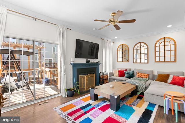 6515 RIVER TWEED LN, Alexandria, VA 22312