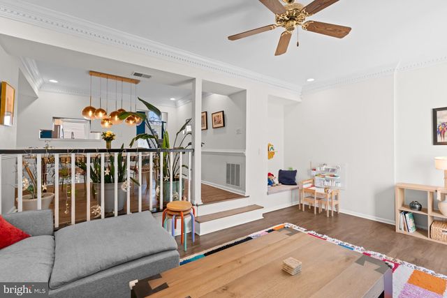 6515 RIVER TWEED LN, Alexandria, VA 22312